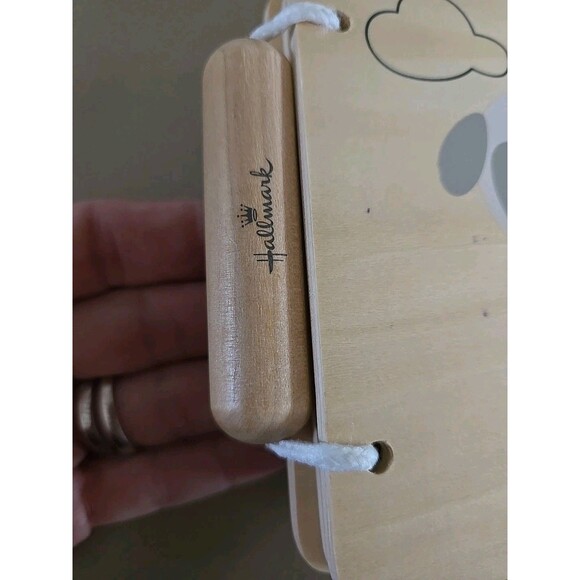 Jesus Loves You Wooden Board Book By Diana Manning Baby Hallmark 2016 Pre-owned - Picture 5 of 5